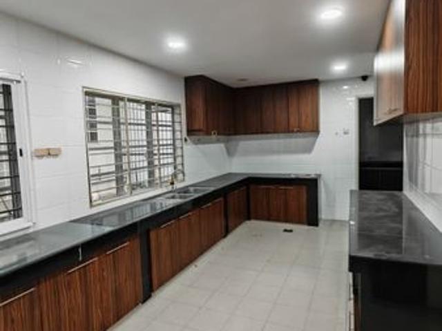 Jalan Tempua 12