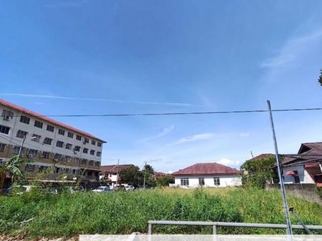 Jalan Teluk Air Tawar
