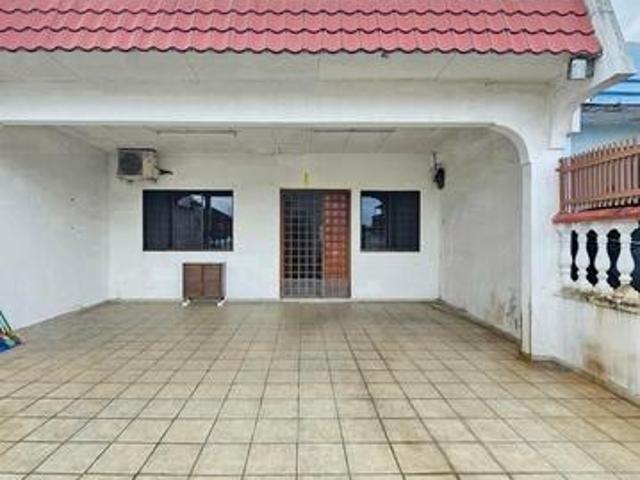 Jalan Teratai Taman Johor Jaya