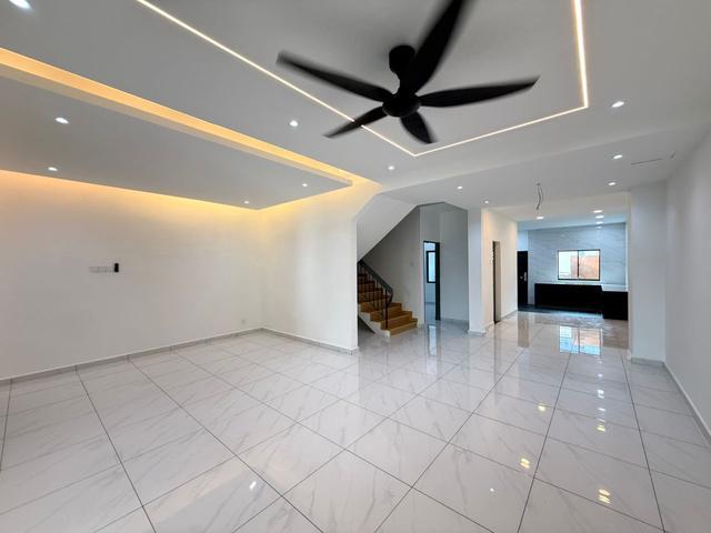 Jalan Timah 9 2Stry with Fully Renovated Extended Sri Putri Skudai