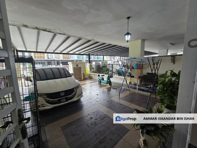 Jalan Tiram
