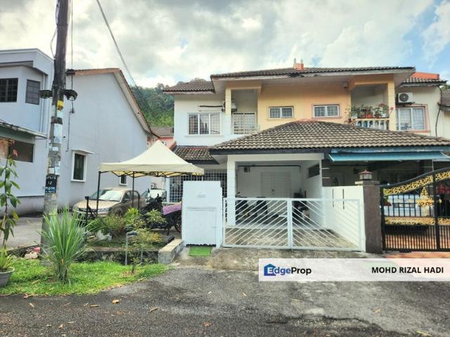Jalan Ukay Perdana