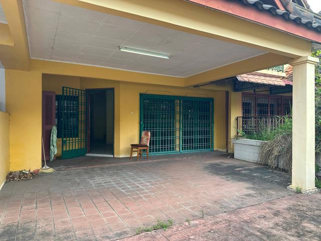 Jalan Utama Mutiara Rini2 Storey TerraceBELOW MVSpacious