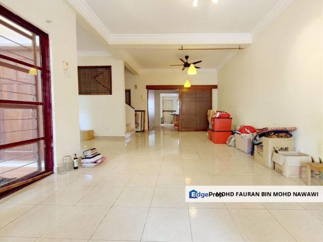Jalan Adang U8/18