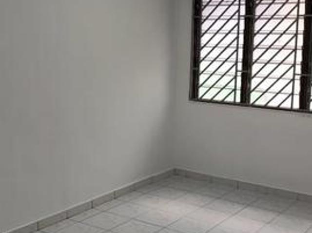 Jalan Aman 5 Taman Damai Jaya 2 storey lowcost renovated full loan