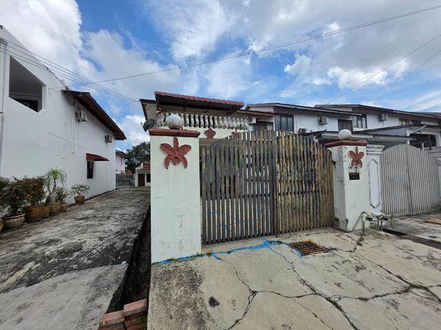 Jalan Anggerik Taman Anggerik Kempas End Lot Full Loan