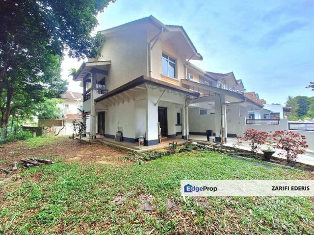 Jalan Anggerik Tania