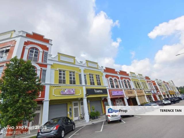 Jalan Austin Heights
