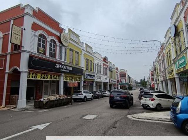 Jalan Austin Heights