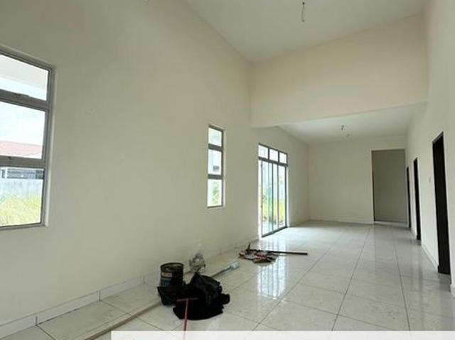 Jalan Bangau