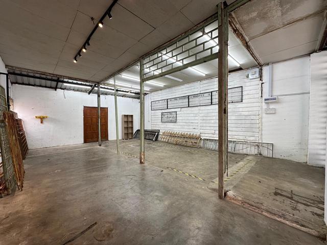 Jalan Bakar Sampah Below Market Semi D House For Sale