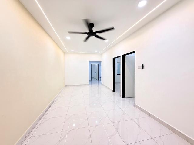 Jalan Bakawali Johor Jaya Single Storey Fully Renovated 22 x 70 sqft