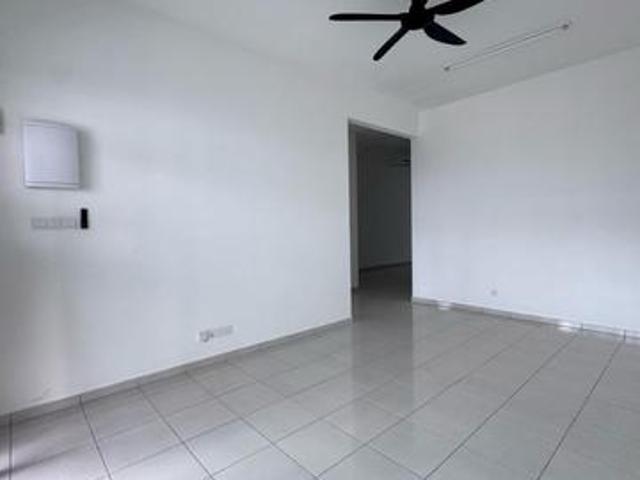 Jalan Bayan Bandar Putra Kulai Single Storey Terrace House For Rent