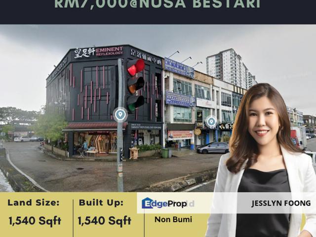 Jalan Bestari, Nusa Bestari