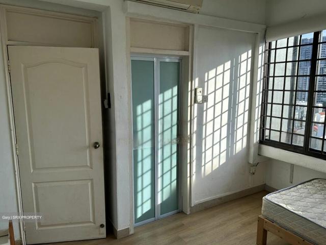 Jalan Besar Plaza D8, Apartment