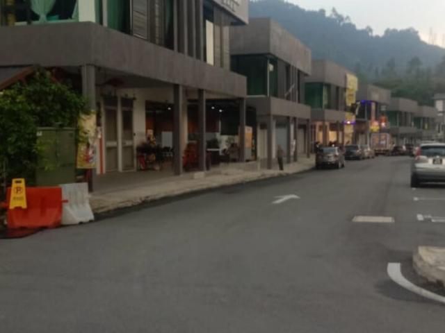 Jalan BTA 1, Kampung Bukit Tinggi