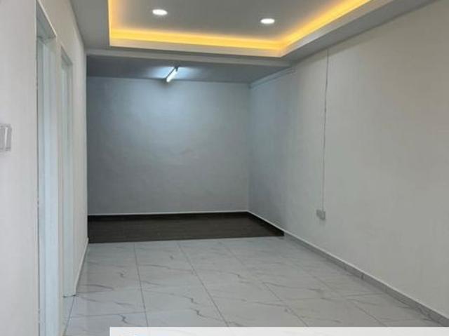 Jalan Bunga Dahlia