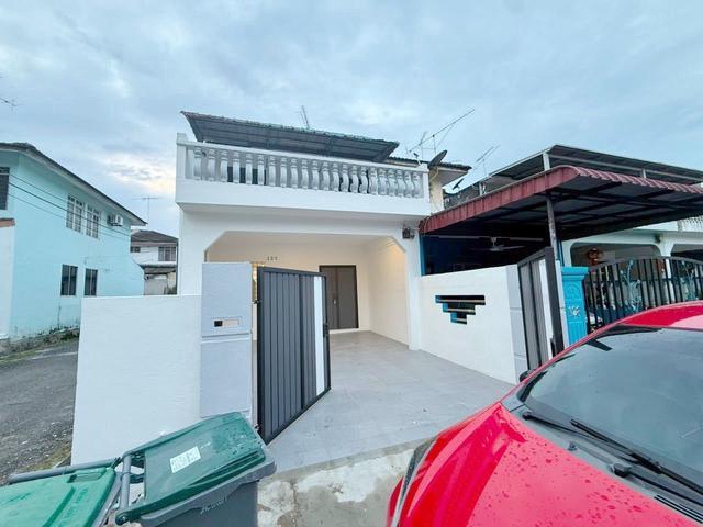 Jalan Bunga Kertas 3 Taman Sri Muhibbah Kulaijaya
