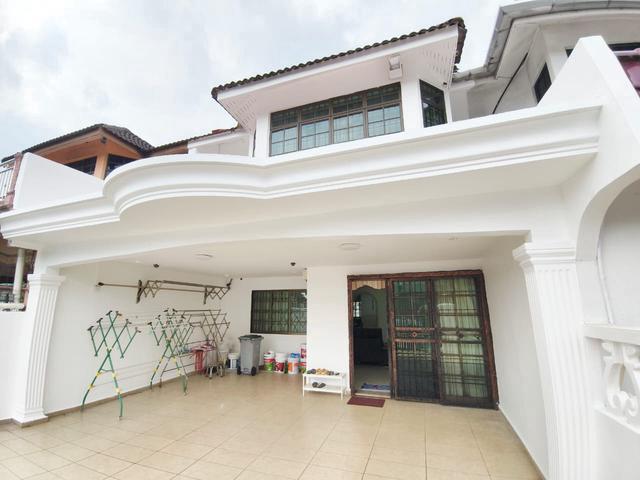 Jalan Danau Taman Desa JayaTebrau Double Storey For Rent