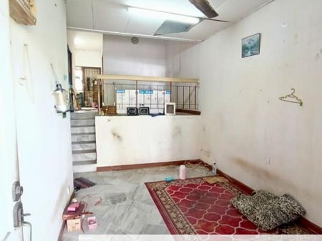 Jalan Dahliasari 4