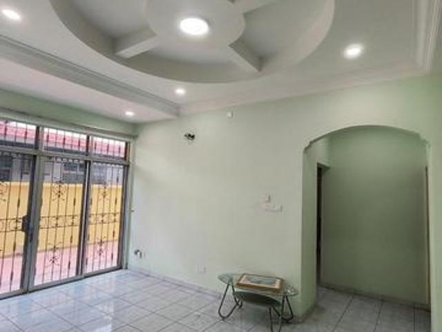 Jalan Denai X Taman Bukit Jaya Ulu Tiram 25 Storey Semi D House Rent