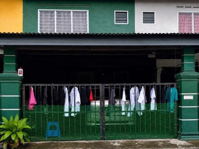 Jalan Delima taman cahaya masai Double Storey