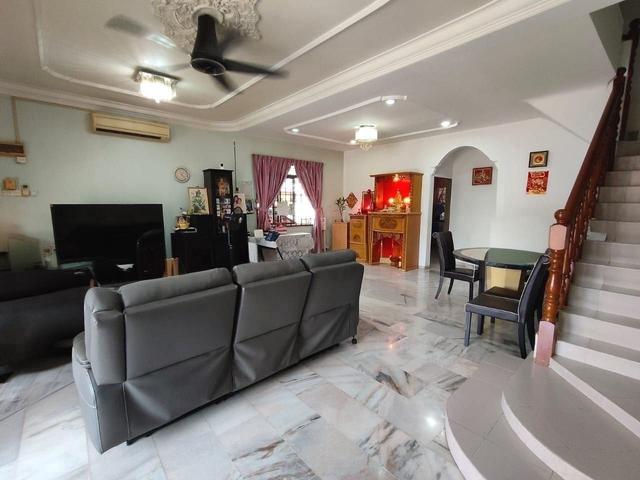 Jalan Emas Skudai Double Storey Corner House