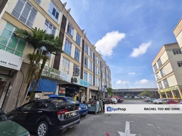 Jalan Gelang Patah