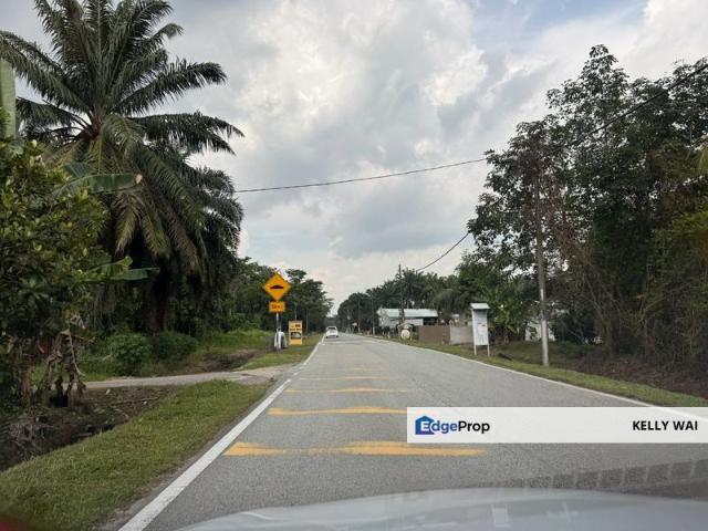 Jalan Gelang Patah