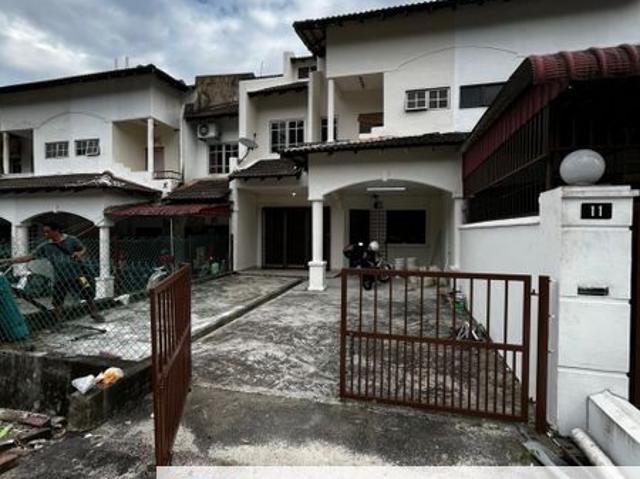 Jalan Hang Kasturi