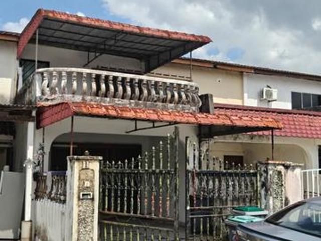 Jalan Hang Tuah Taman Tun Aminah Skudai