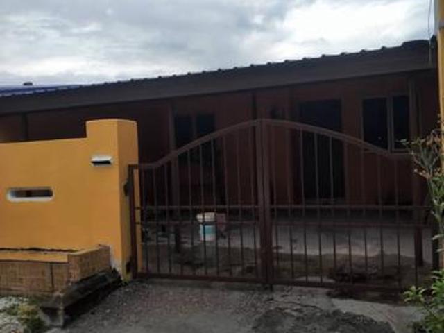 Jalan Hala Taman Meru 8 Taman Meru 2B bumi lot renovated full loan