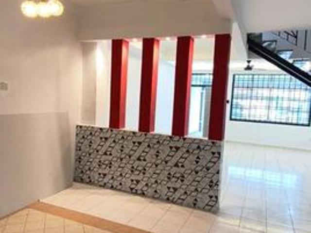 Jalan Helang 7 Taman Scientex Pasir Gudang 2 storey renovated