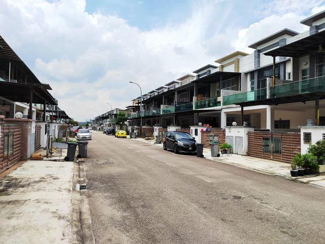 Jalan Jaya Putra 5xx La Garden JP Perdana Double Storey Terrace House