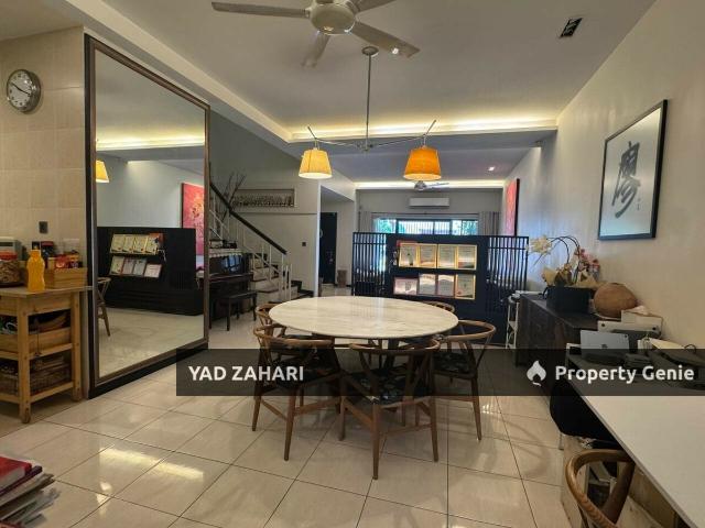 Jalan Jeriji, Bukit Jelutong | 2 Storey Terrace 4 Bedrooms | RM860K Freehold & Gated Guarded Community