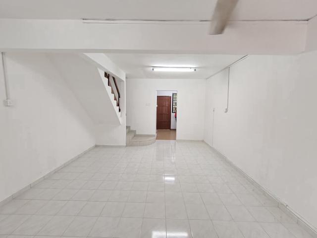 Jalan Johar 2Stry Full Loan Unit Desa Cemerlang Ulu Tiram