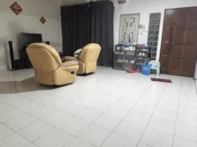Jalan Johar Desa Cemerlang Spacious Fully Reno Extended 20x70 Nice