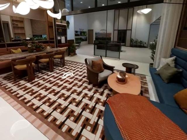 Jalan Jurong Kechil D21, Condominium