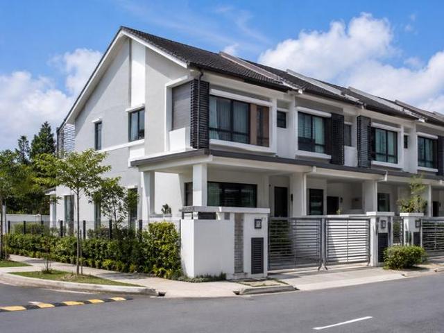 JALAN Klang Perdana 2 Storey Landed House Sale 20x60 Setia Alam Utama