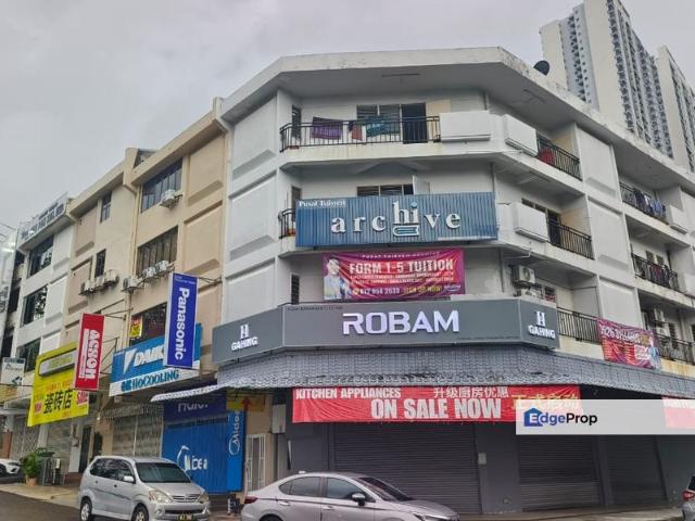 Jalan Kuchai Lama