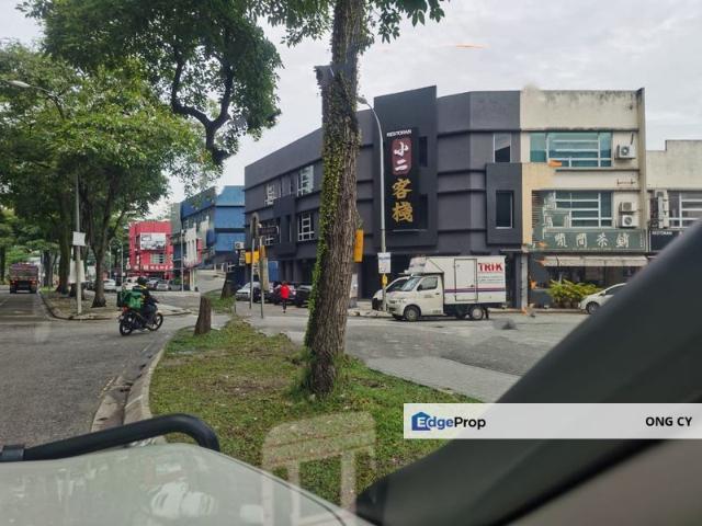 Jalan Kuchai Lama