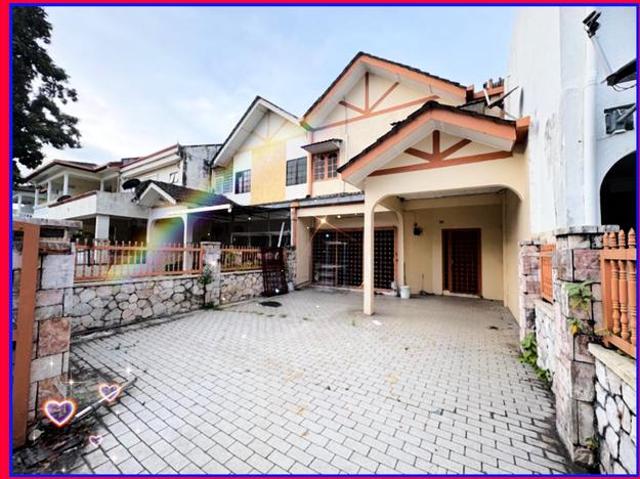 Jalan Kuching Kepong double storey landed house for sale below market