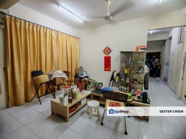 Jalan Mahagoni 1