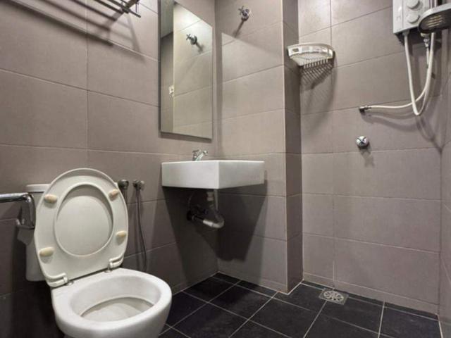 Jalan Maharajala Single Room | Fully Furnished | Near LRT | Zero Deposit | Wifi And Aircond Available