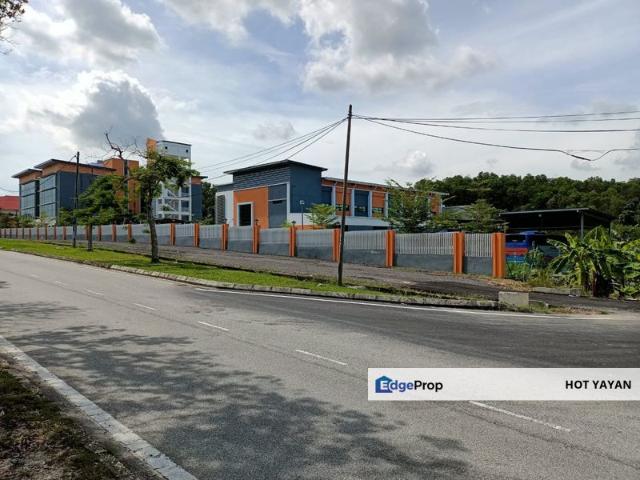 Jalan Maktab