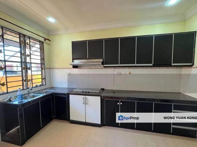 Jalan Makyong Bandar Bukit Raja Single Storey End Lot Endlot