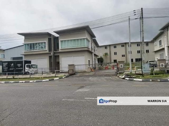 Jalan Matang Batu Kawa Semi D Warehouse For Sale