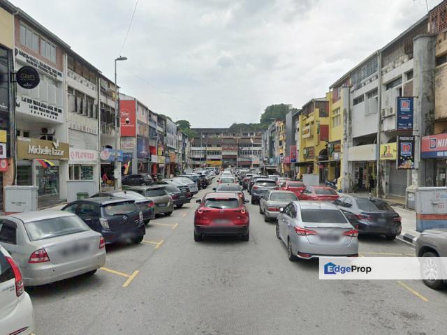 Jalan Mega Mendung
