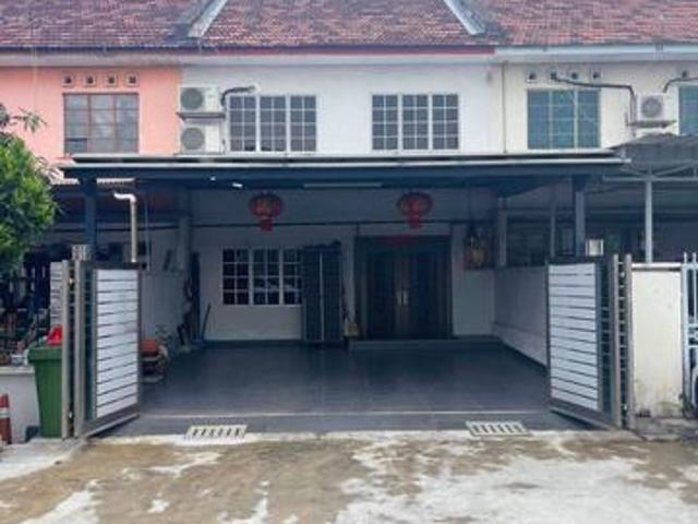 Jalan Meru Klang Double Storey Terrace House Near to LRT 3