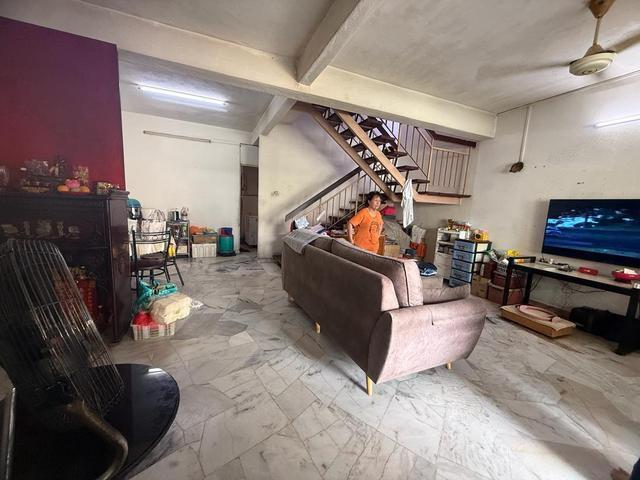 Jalan Merak puchong jaya Jalan Helang Basic unit rare Must view